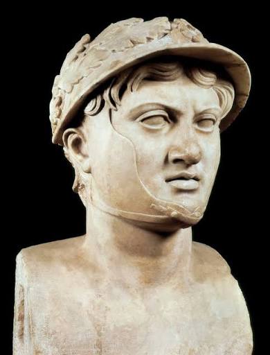 Il busto di&nbsp;Pirro